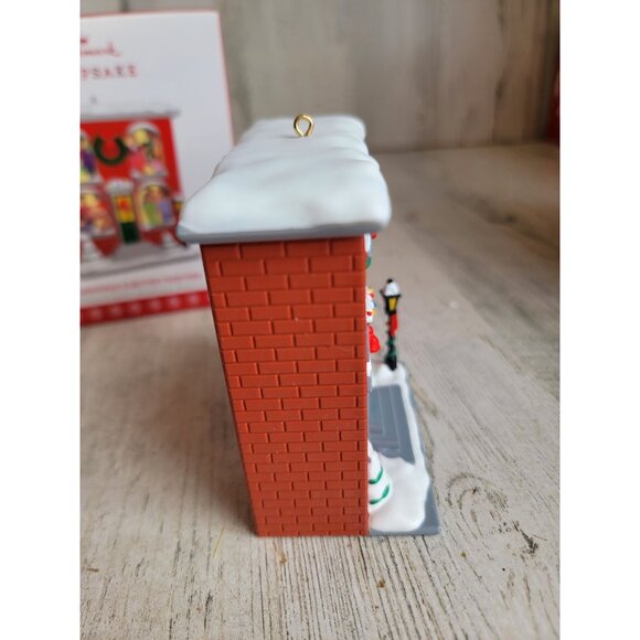 Hallmark Christmas Is Better Together ornament Xmas family apartment - Picture 4 of 7